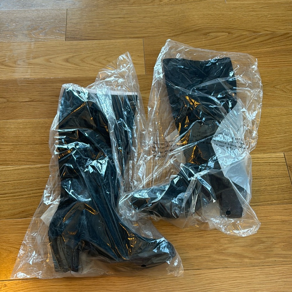 Bass Women’s Tall Black Suede Boots